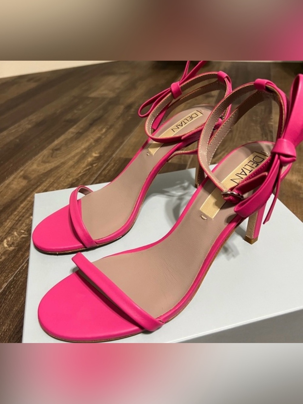 Deltan Miranda Leather Bow Ankle-Strap Sandals. BRAND NEW